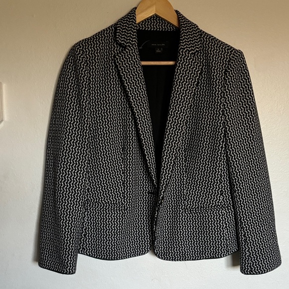 Ann Taylor Jackets & Blazers - Ann Taylor Newbury Women's Blazer Women's in Geo Black & White US Size 10